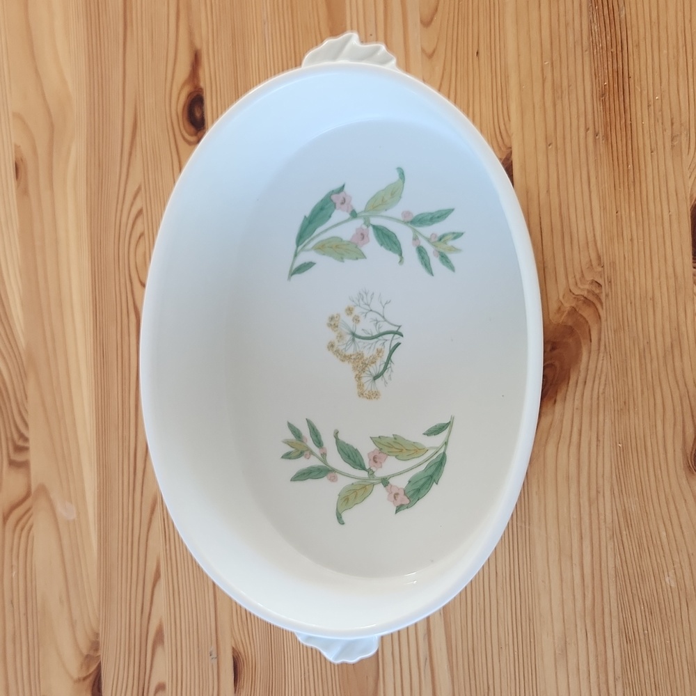 Herbs and spices oven to table casserole dish